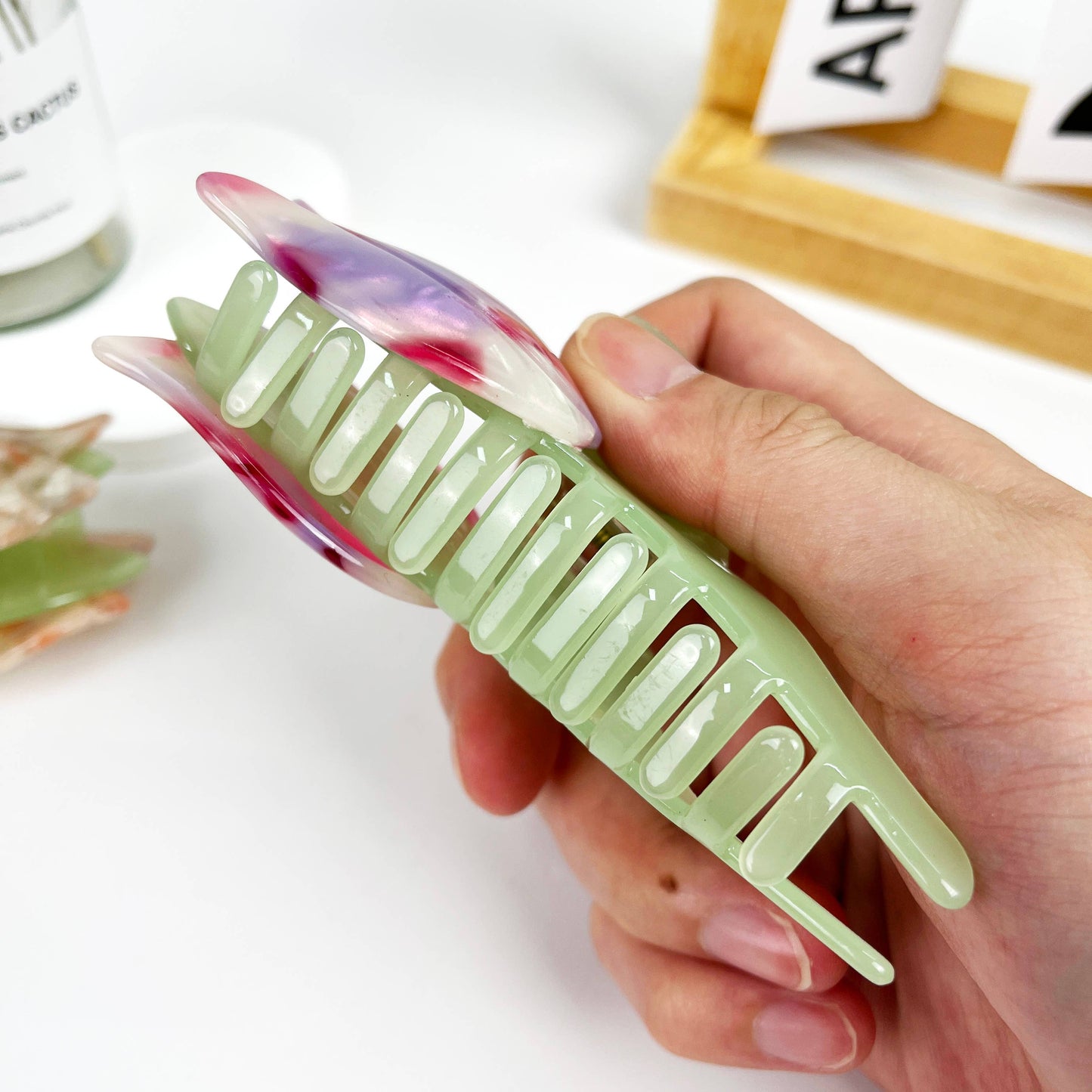 Tulip Hair Claw Clip