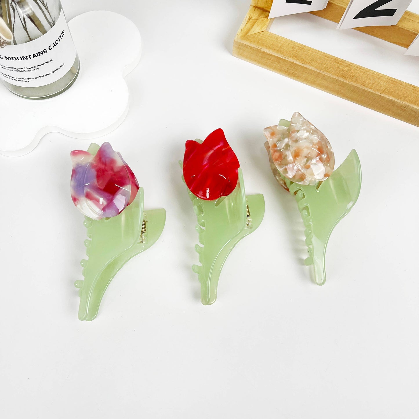 Tulip Hair Claw Clip