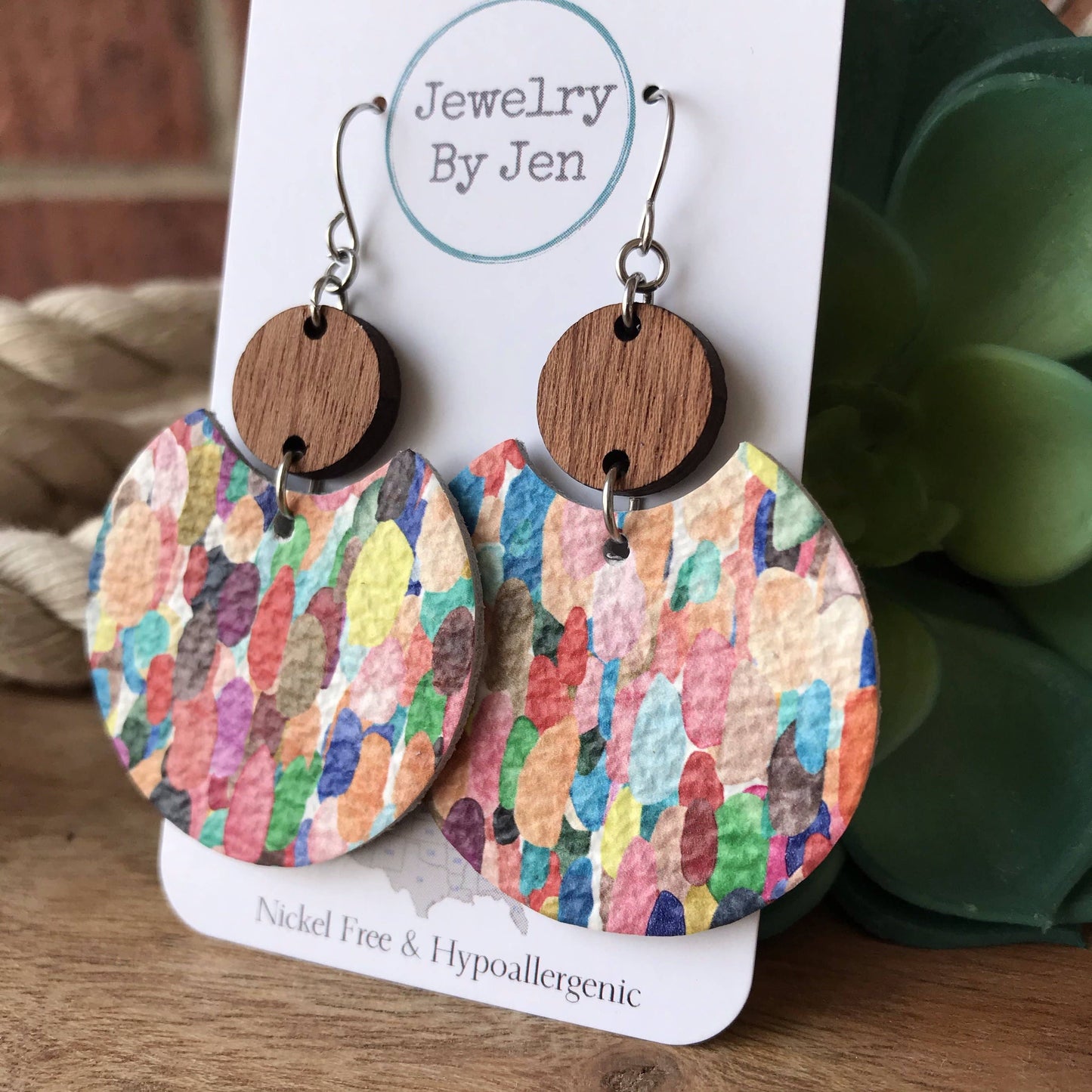 Cherry Wood Round & Confetti Splash