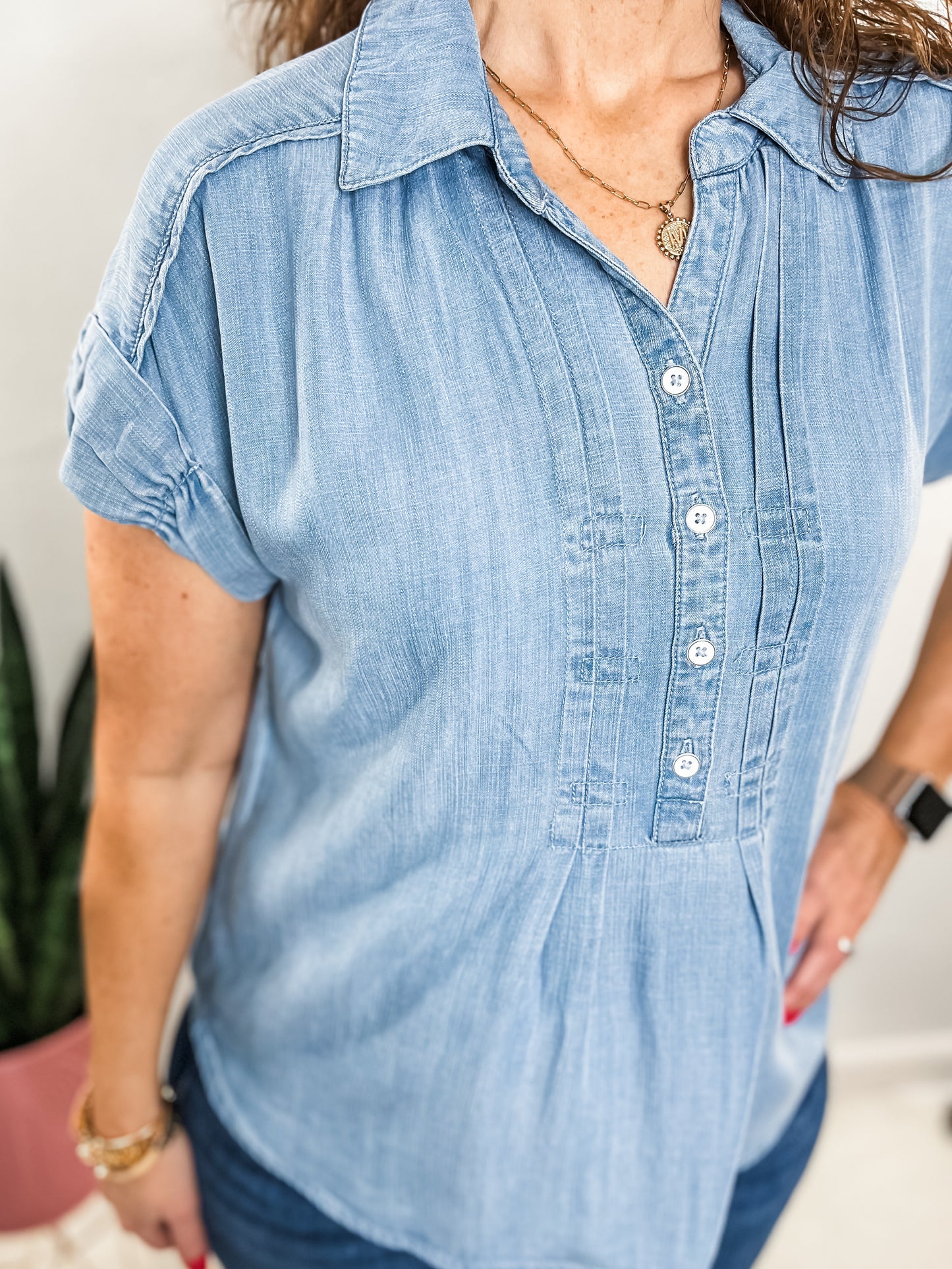 Collard Chambray Top