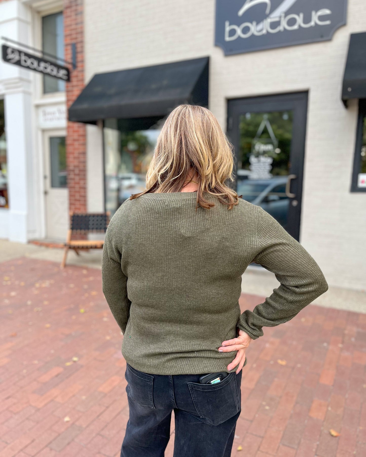 Ribbed Round Neck Sweater