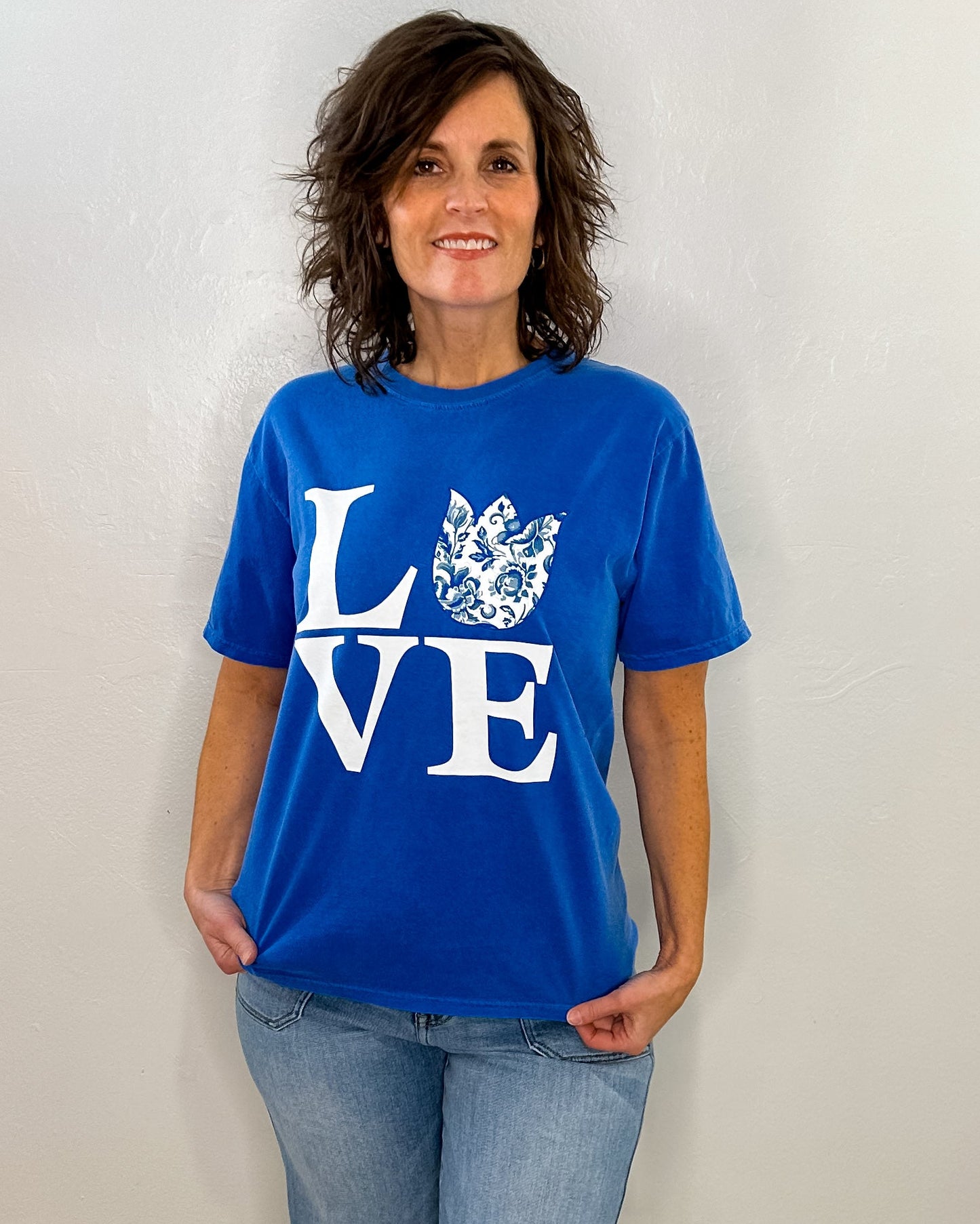 Delft Blue LOVE Tulip T-Shirt