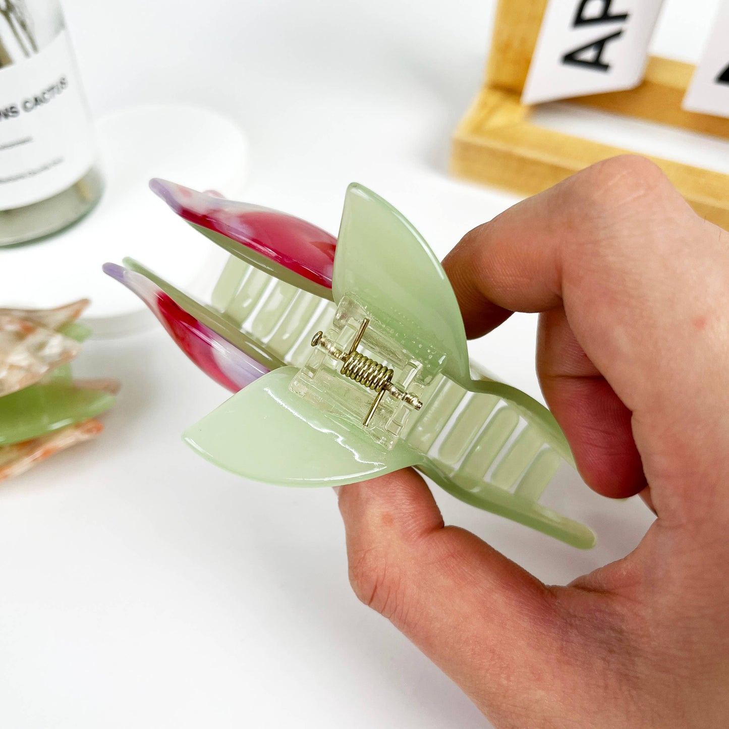 Tulip Hair Claw Clip