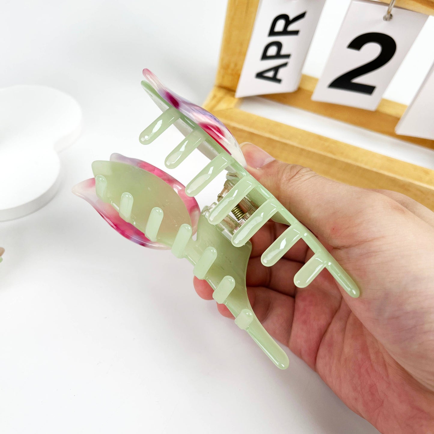Tulip Hair Claw Clip