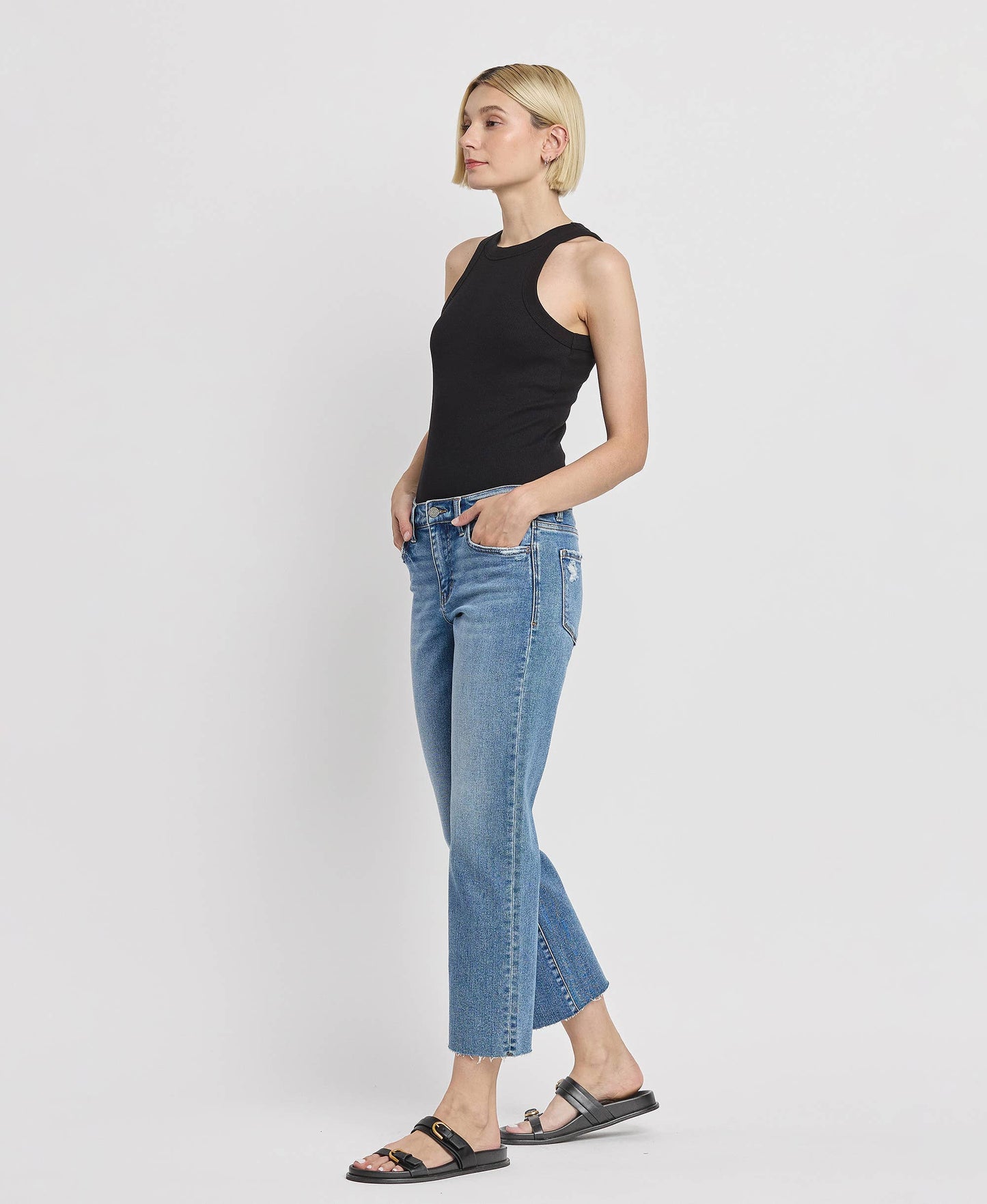 Vervet Mid Rise Crop Straight Jean