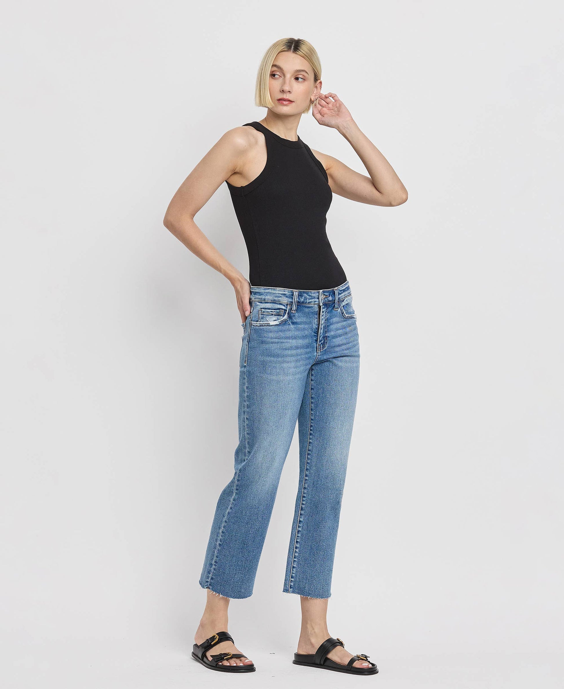 Vervet Mid Rise Crop Straight Jean