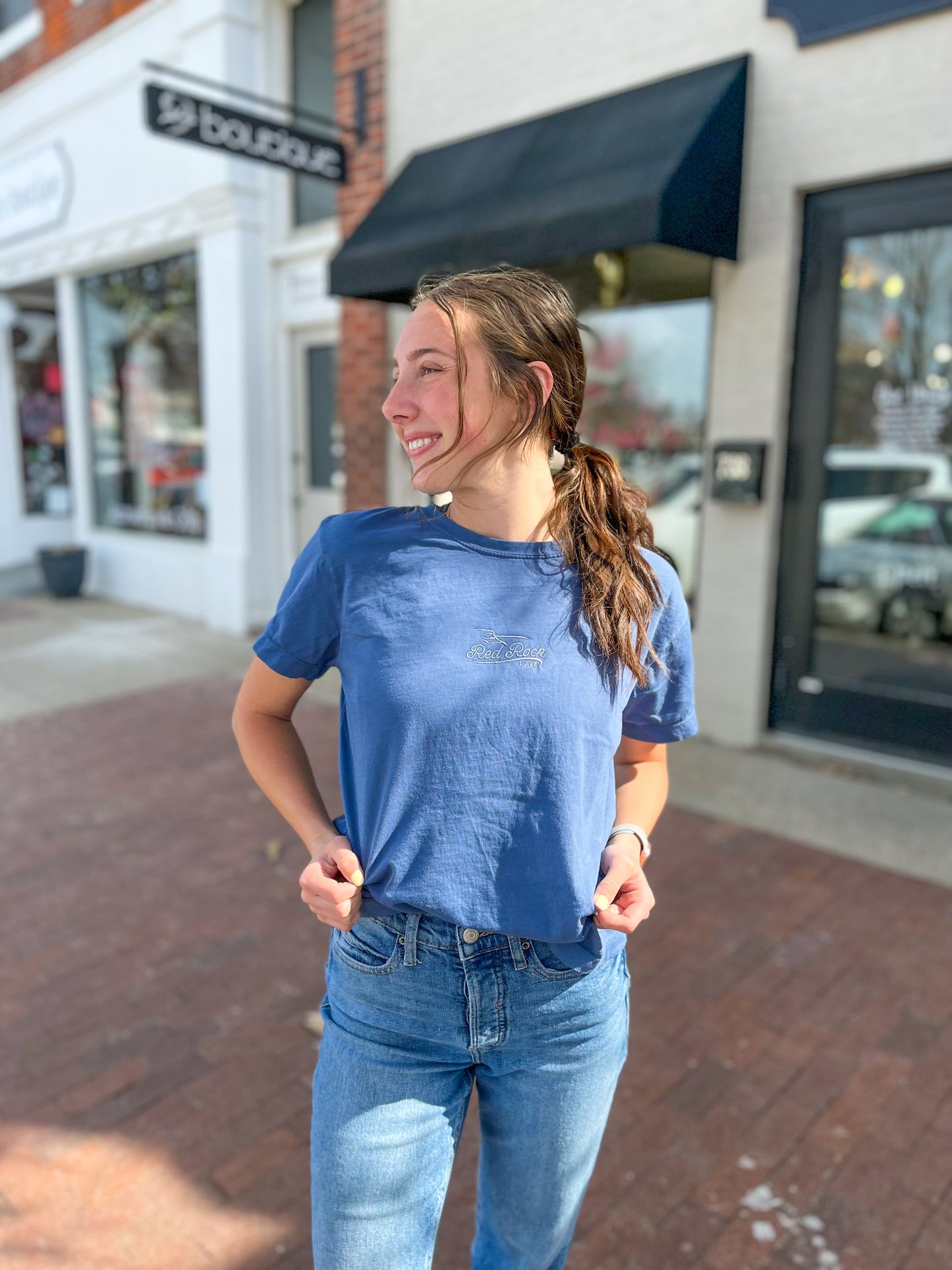 Embroidered Cliff Red Rock Tee