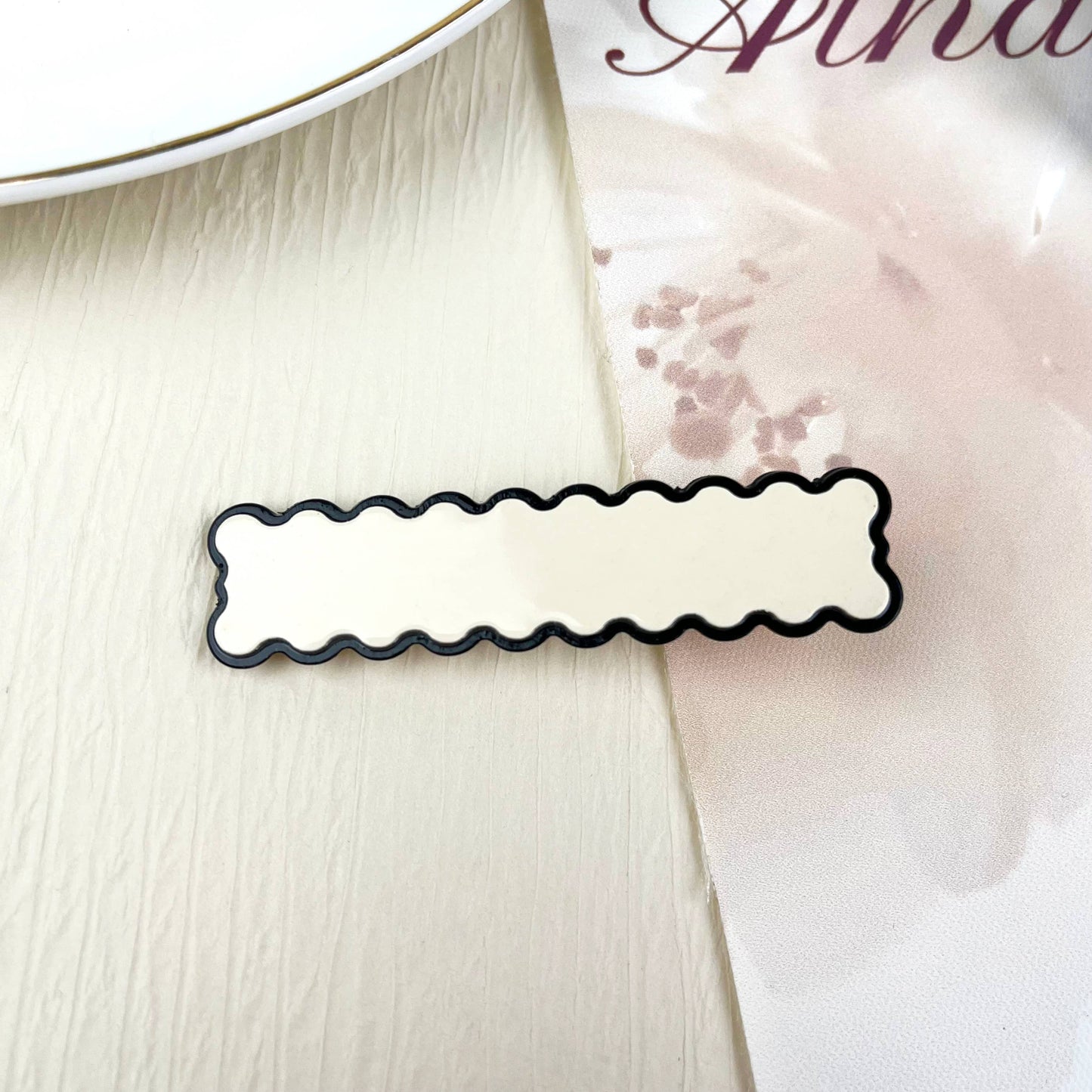 Black White Small Hair Clip Retro Duckbill Clip