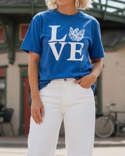 Delft Blue LOVE Tulip T-Shirt