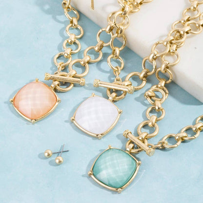 Square Stone Pendant Toggle Chain Necklace