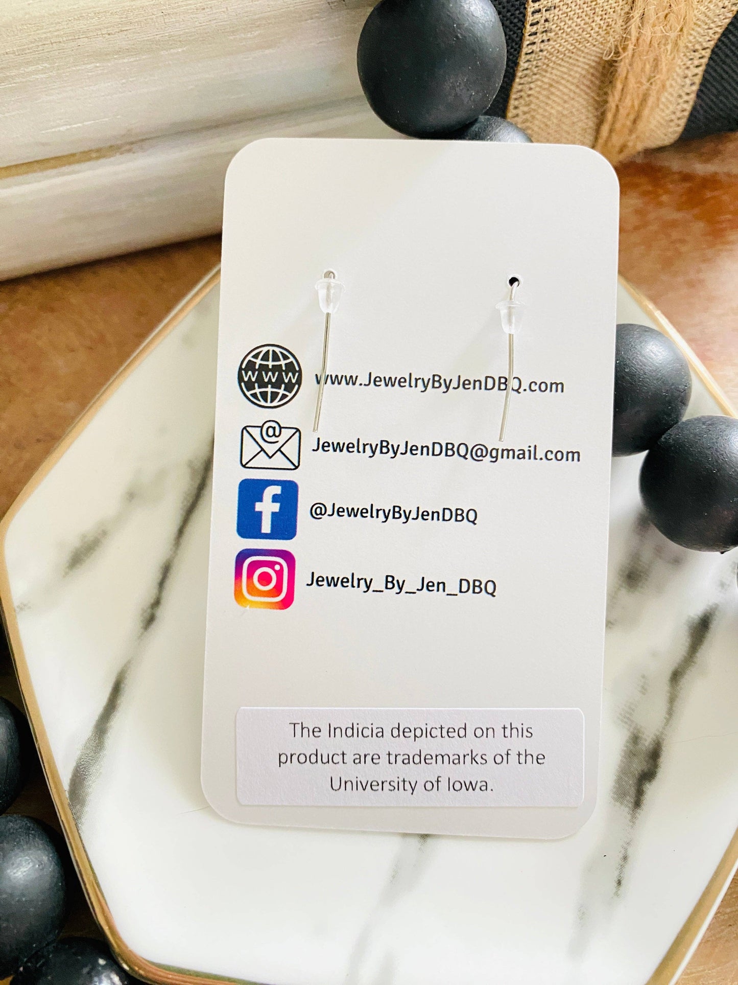 Iowa Hawkeyes "I" Diva Earrings