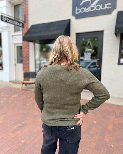 Ribbed Round Neck Sweater