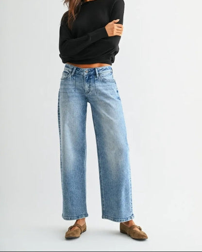 Low-Rise Wide Ankle Baggy Fit