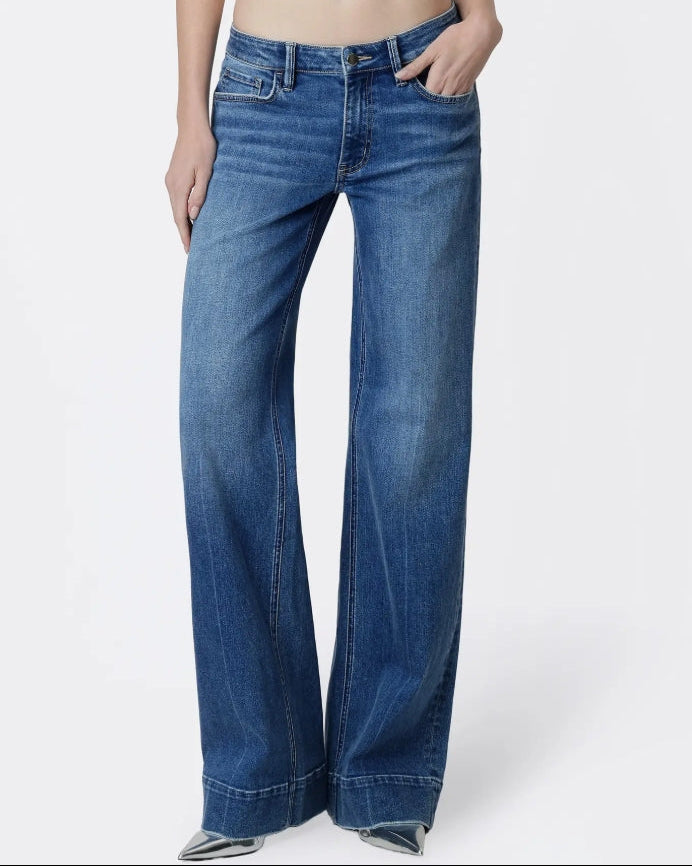 Low Rise Trouser Hem Dark Wash Wide Leg Jeans "Resound"