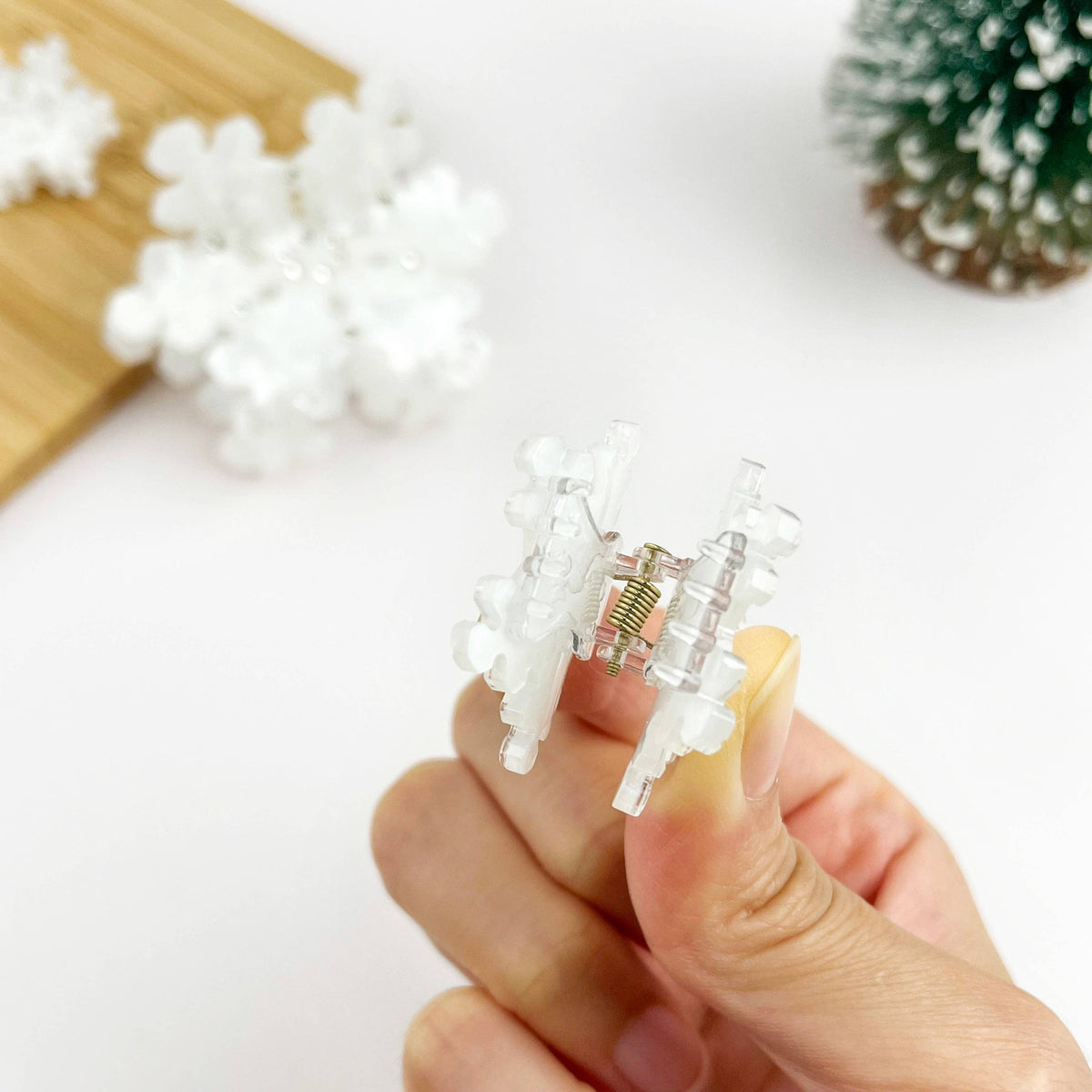 White Rhinestone Snowflake Claw Clip & Small Clip
