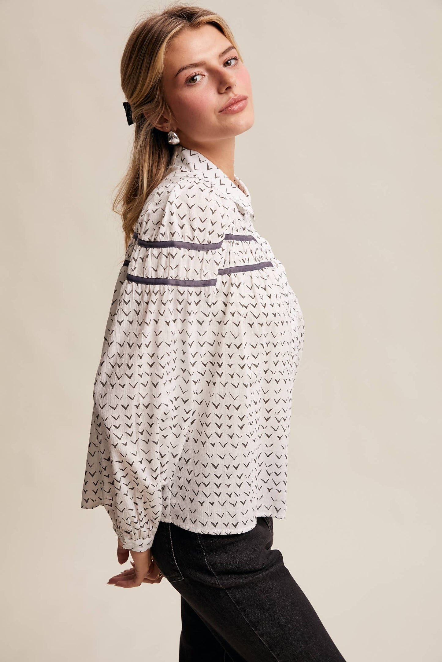 Lavender Grey Pintuck Puff Sleeve Blouse