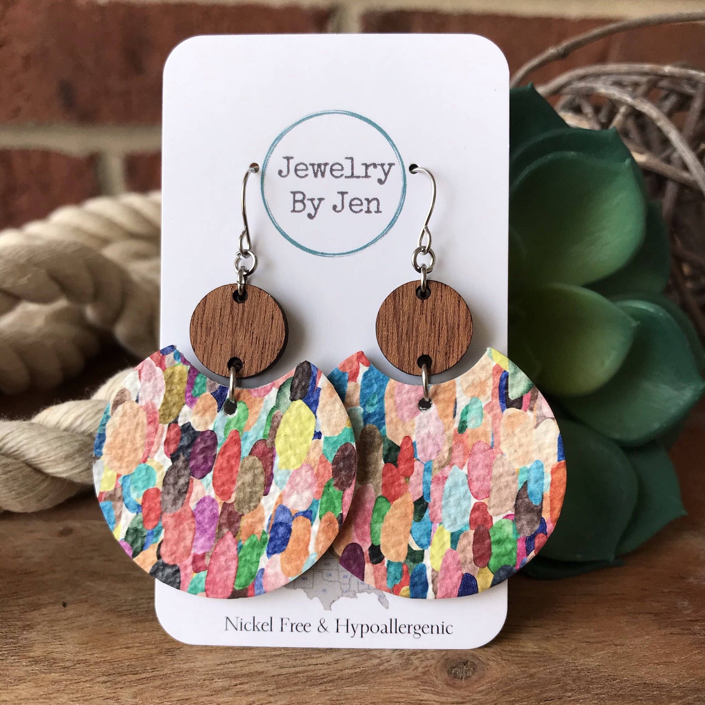Cherry Wood Round & Confetti Splash