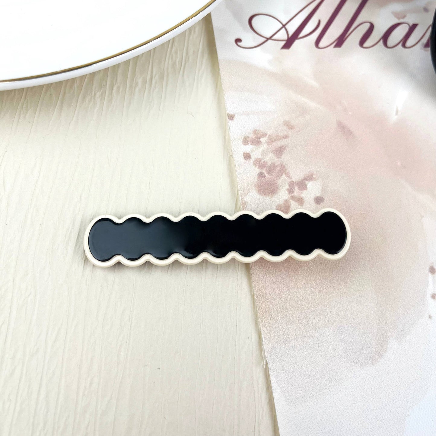 Black White Small Hair Clip Retro Duckbill Clip