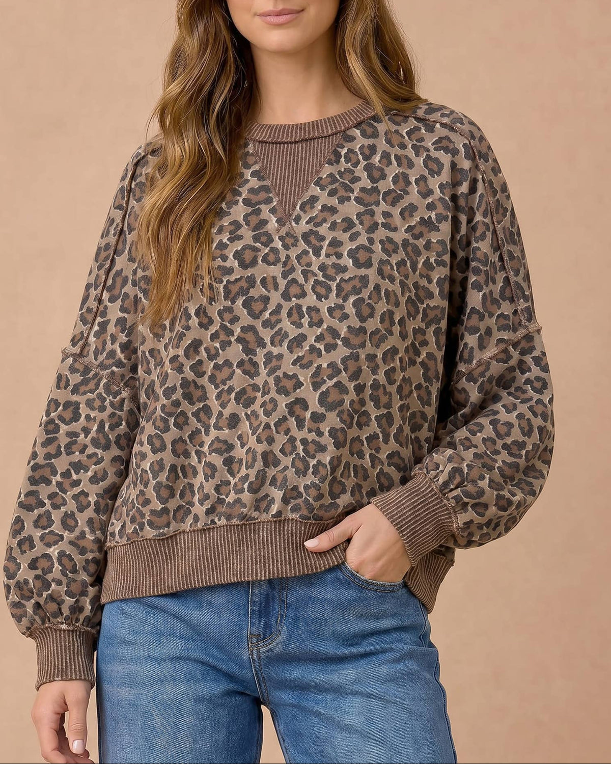 Leopard Print Wave Rib Banded Hem Pullover
