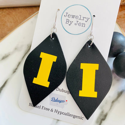 Iowa Hawkeyes "I" Diva Earrings