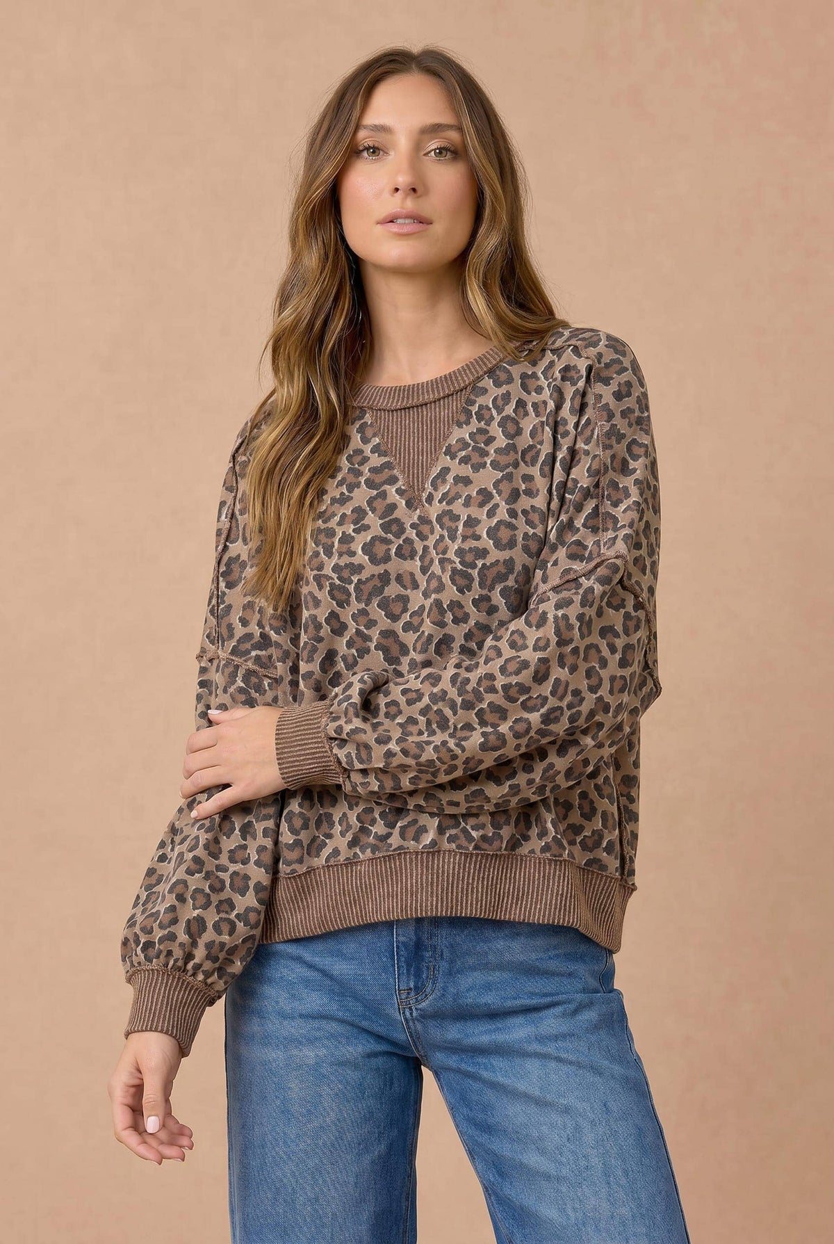 Leopard Print Wave Rib Banded Hem Pullover