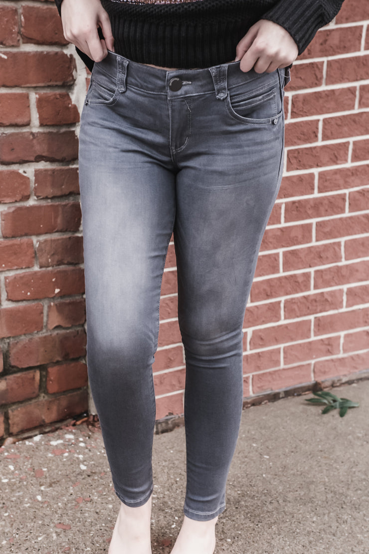 Democracy AbSolution Grey Jegging